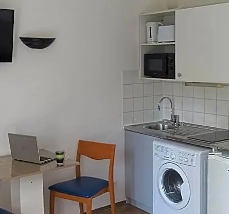 公寓式酒店 Cosy La Defense 3*